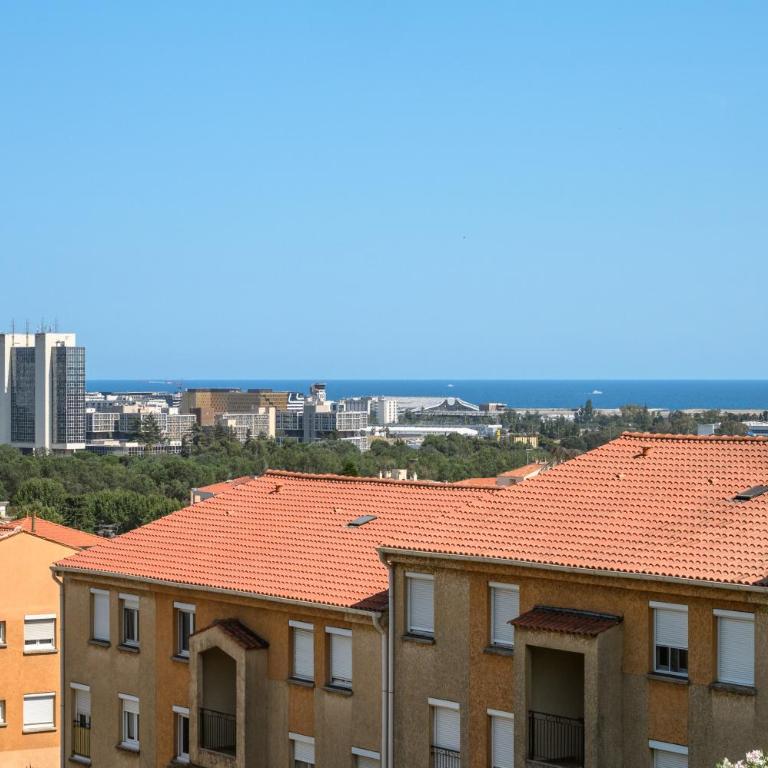 Stunning Renovated 2 BR - Pool, Parking & AC - Appartamento con Terrazza - 39