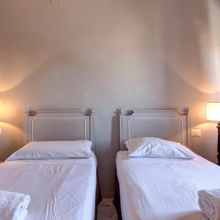 Dimora San Giorgio - Three-Bedroom Deluxe Apartment - 13
