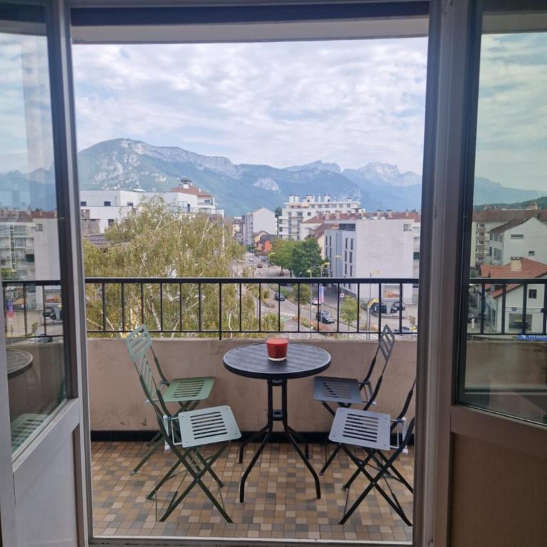 superbe charme et belle vue - Two-Bedroom Apartment - 9