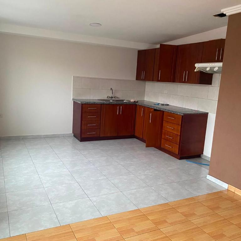 Departamento Amplio en El sur de Cuenca - Two-Bedroom Apartment - 5
