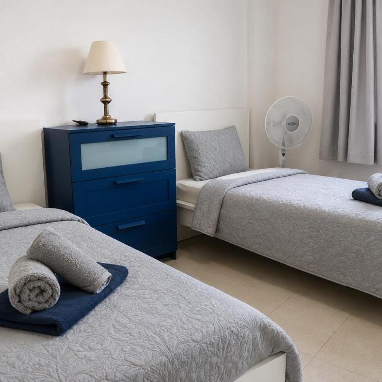 Seguro Spacious apartment with roomy terrace, newly renovated - Apartamento con terraza - 7