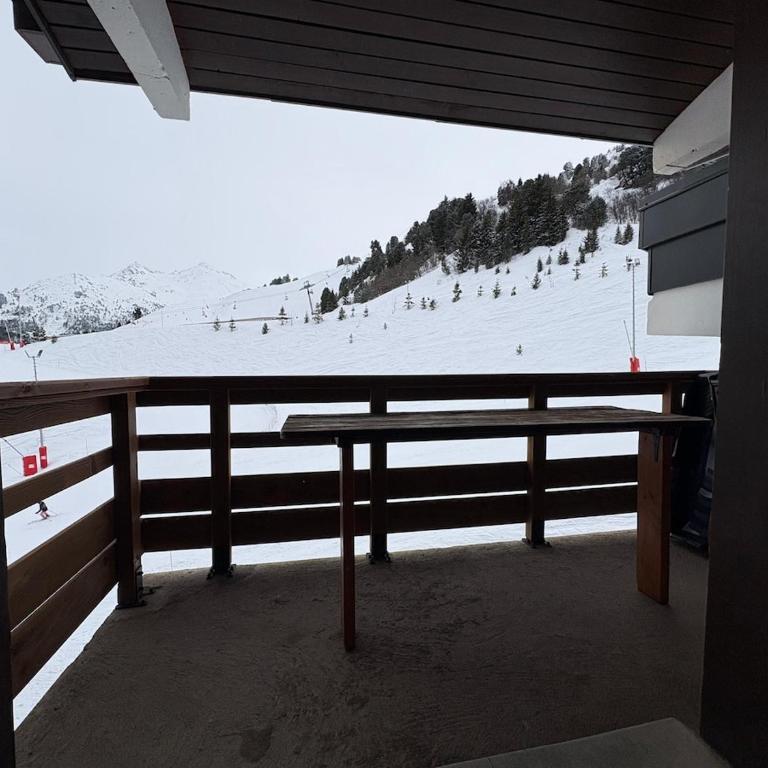 Ski-in Ski-out Apartment in Meribel Mottaret, Trois Vallees - Appartement 3 Chambres - 29