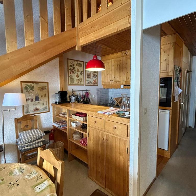 Ski-in Ski-out Apartment in Meribel Mottaret, Trois Vallees - Appartement 3 Chambres - 32