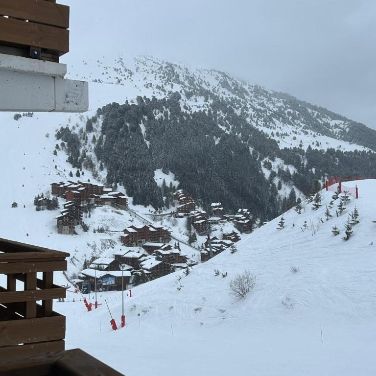 Ski-in Ski-out Apartment in Meribel Mottaret, Trois Vallees - Appartement 3 Chambres - 33