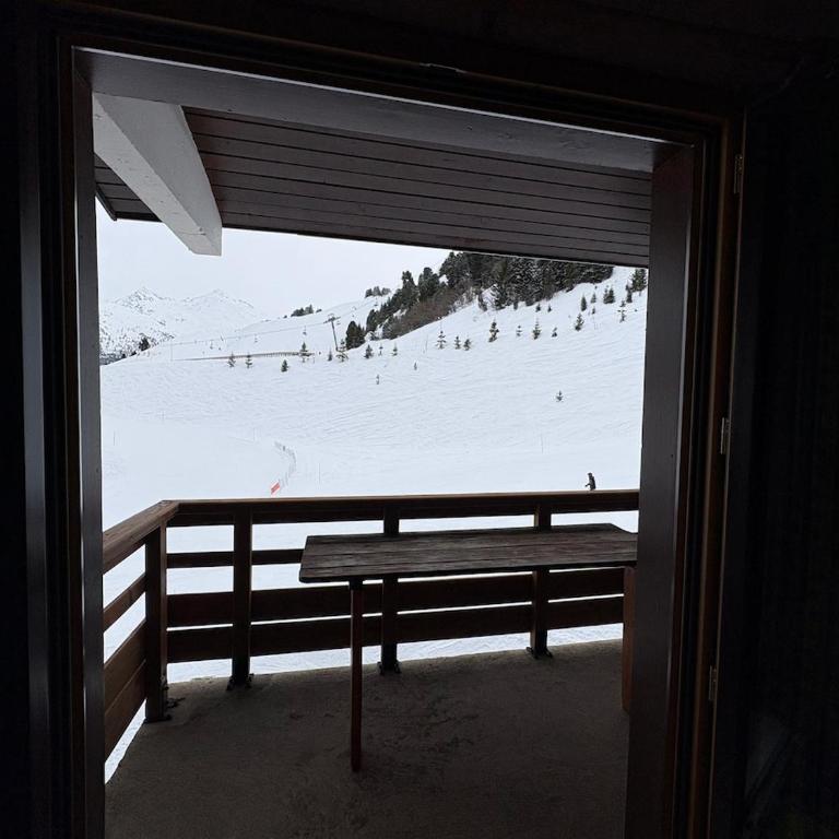 Ski-in Ski-out Apartment in Meribel Mottaret, Trois Vallees - Appartement 3 Chambres - 40