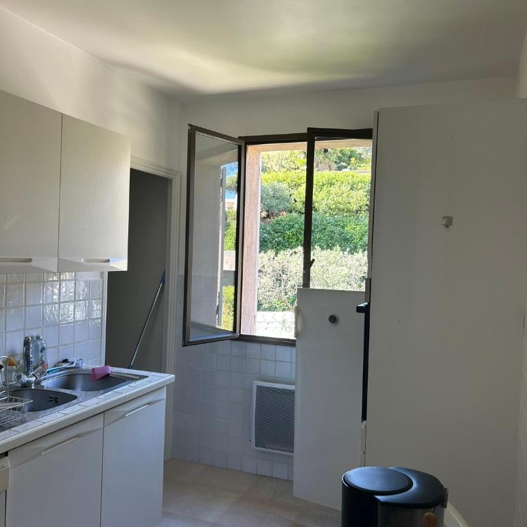 Apartment with sea view in Provence, private residence Les Hauts de Vaugrenier - Appartement 1 Chambre - 22