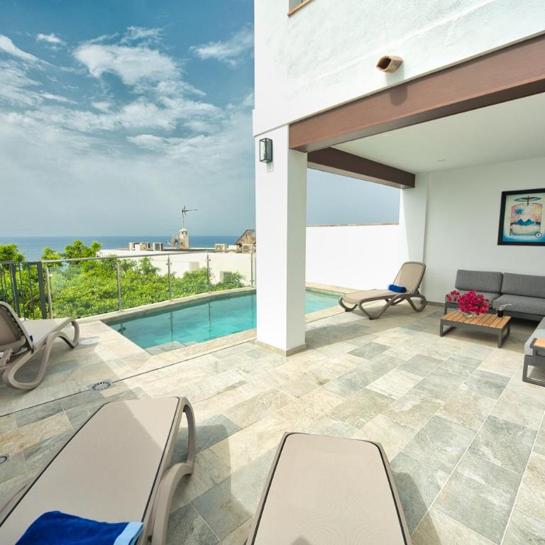 Villa Azahara - Villa with Sea View - 2