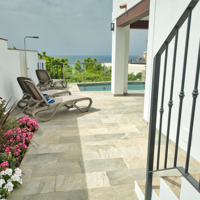 Villa Azahara - Villa with Sea View - 5