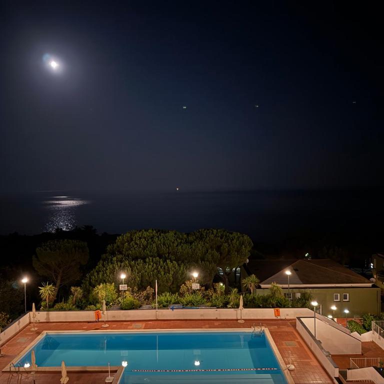 La finestra sul mare - appartamento vista mare con piscina - One-Bedroom Apartment - 27
