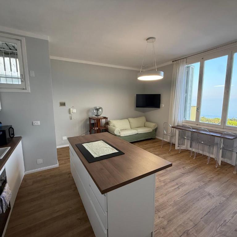 La finestra sul mare - appartamento vista mare con piscina - One-Bedroom Apartment - 11