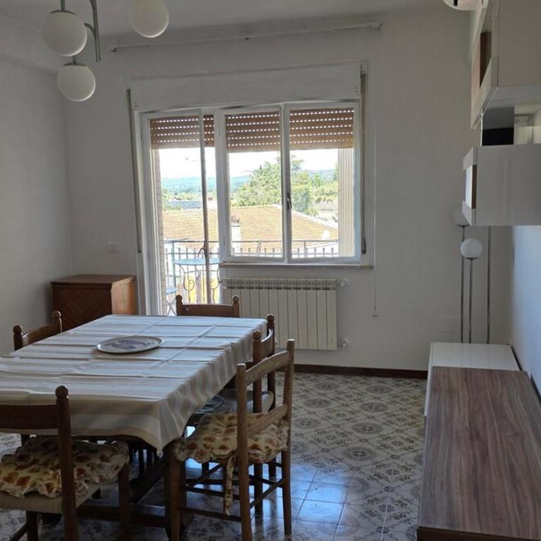 Lakeview Balcony Apartment in Bolsena - Appartamento con 2 Camere da Letto - 9