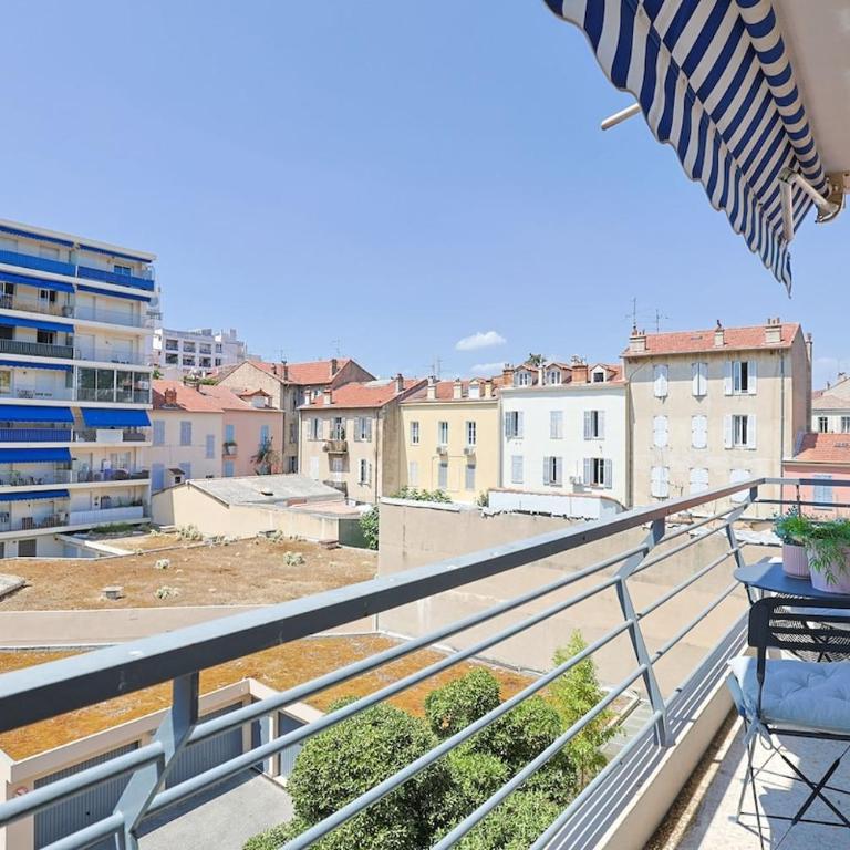Upstays Studio 28m2 Balcony AC - Appartement 1 Chambre - 8