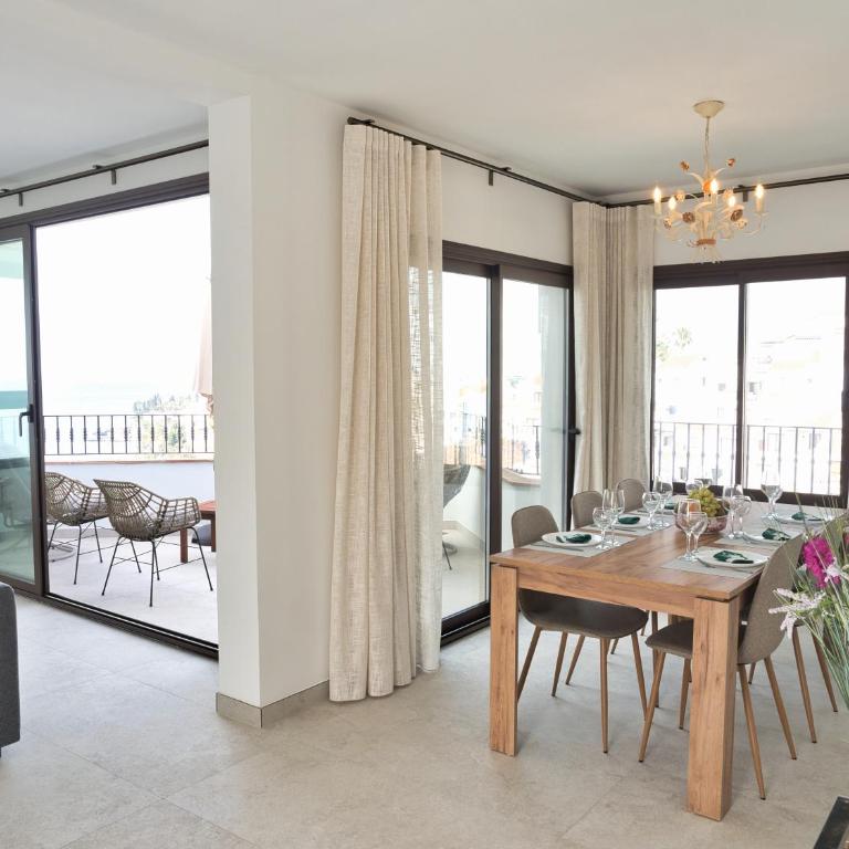Villa Azahara - Villa with Sea View - 24