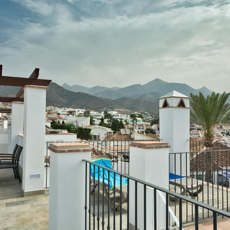 Villa Azahara - Villa with Sea View - 21