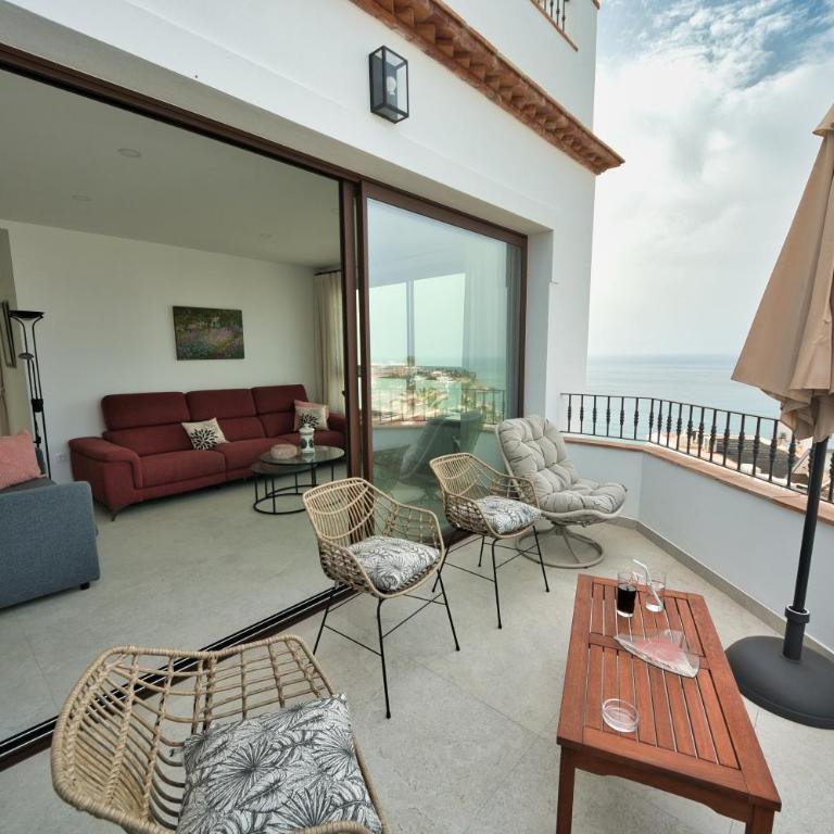 Villa Azahara - Villa with Sea View - 38