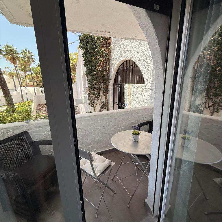 Exclusiva penthouse en Puerto Banús, Marbella - Apartamento de 1 dormitorio - 10