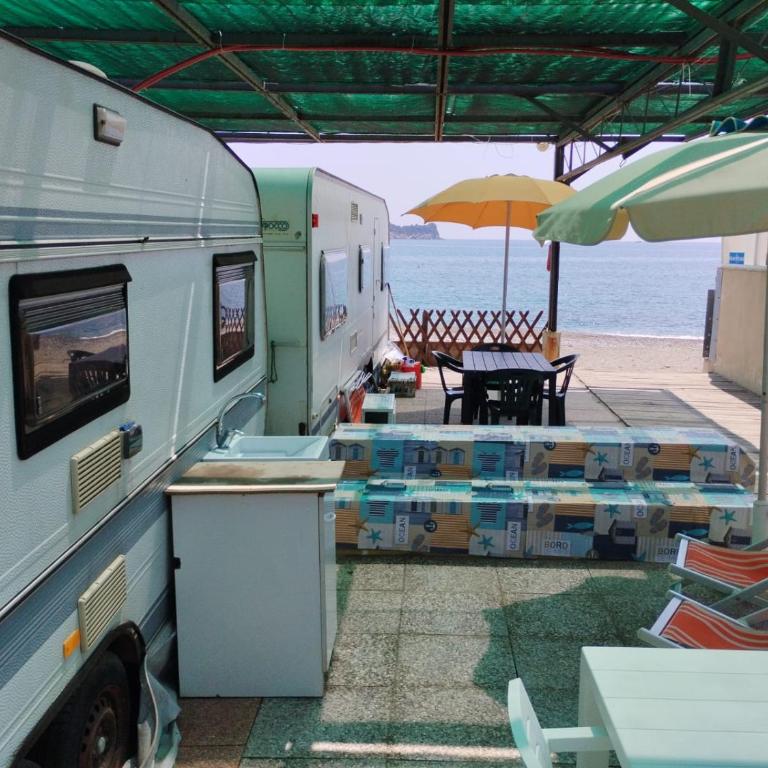 Camping Sole - Caravan - Second Row - 15