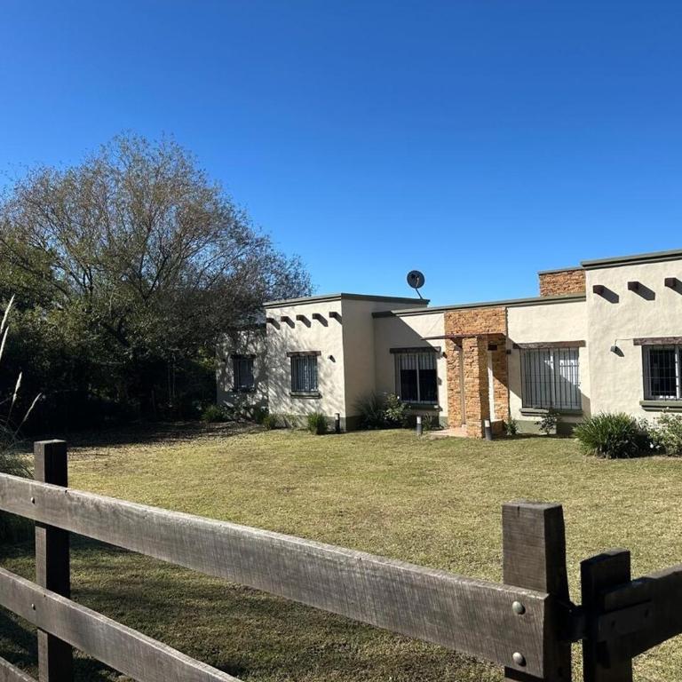 Casa en barrio Los Castaños, Tafi del Valle - Casa de 4 dormitorios - 12