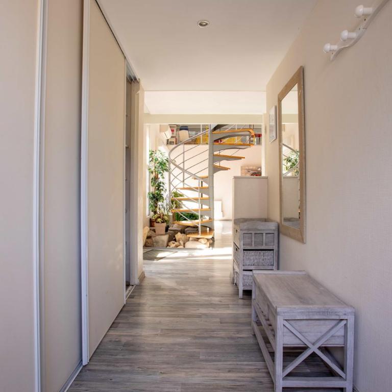VILLA piscine-spa-sauna, 25 personnes, 5 mn océan - Villa - 4