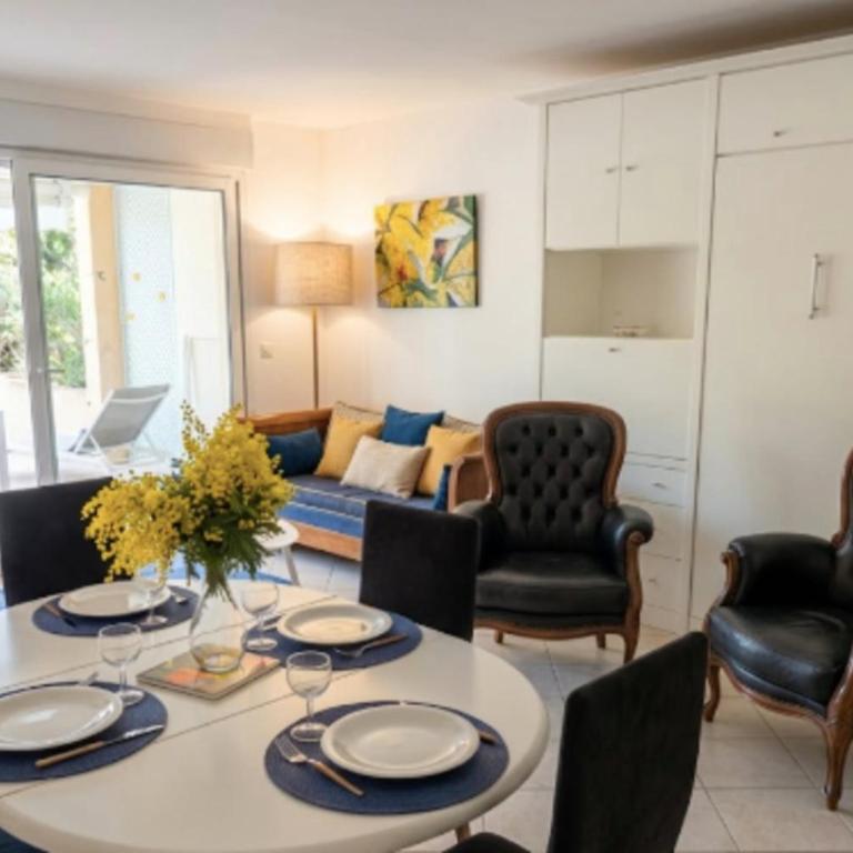 Apartment with pool and garden in Saint Aygulf - Apartamento - 5