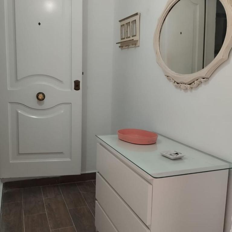 Mis Guardianes - One-Bedroom Apartment - 1