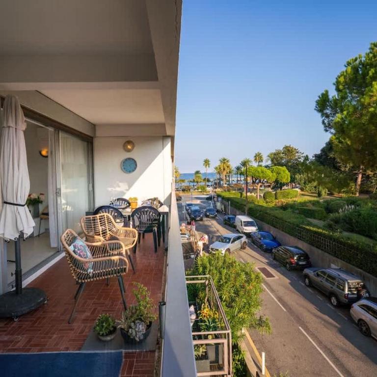 Les Reflets d Azur et les pieds dans l'eau - Appartement - 9