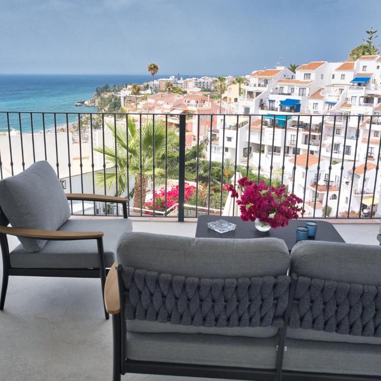 Villa Azahara - Villa with Sea View - 13