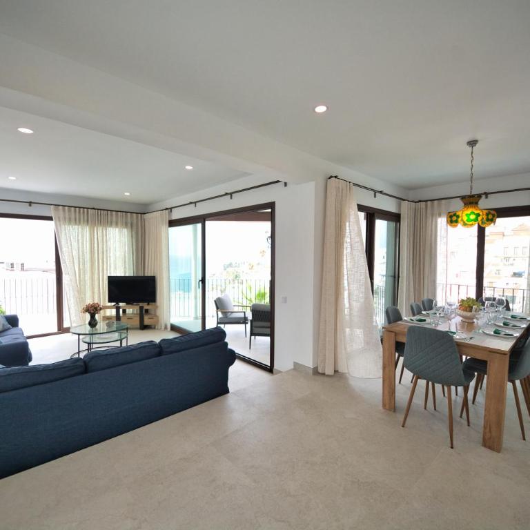 Villa Azahara - Villa with Sea View - 21