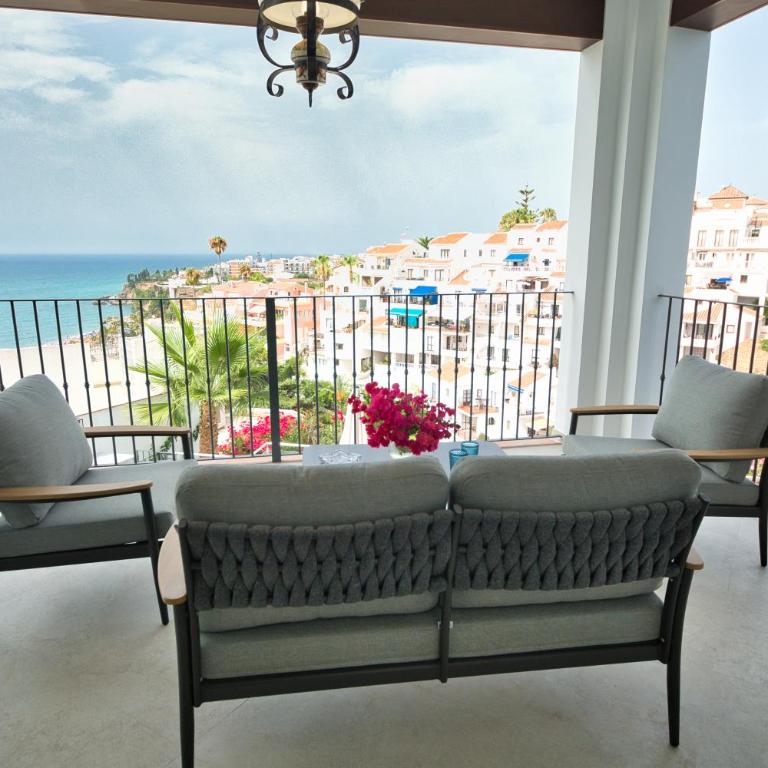 Villa Azahara - Villa with Sea View - 32