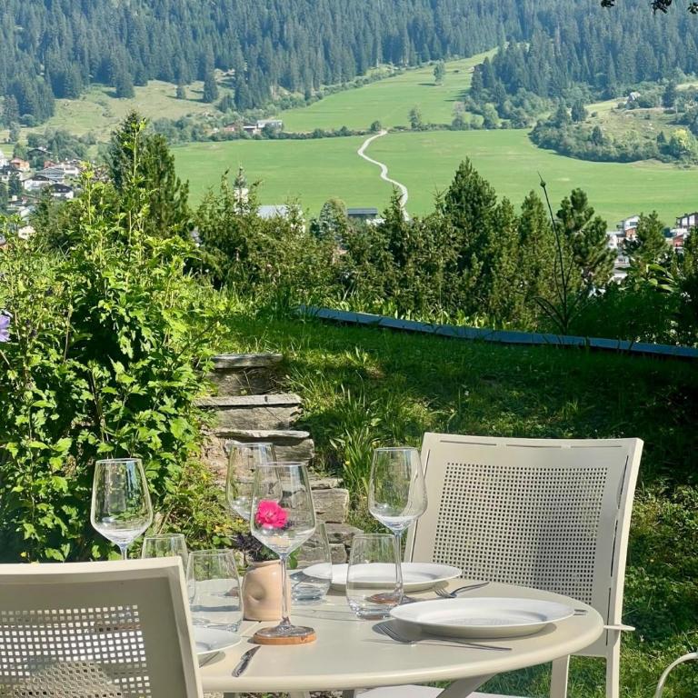 Modern Alpine Retreat Garden and Panoramic Views - Apartment mit Blick auf die Berge - 84