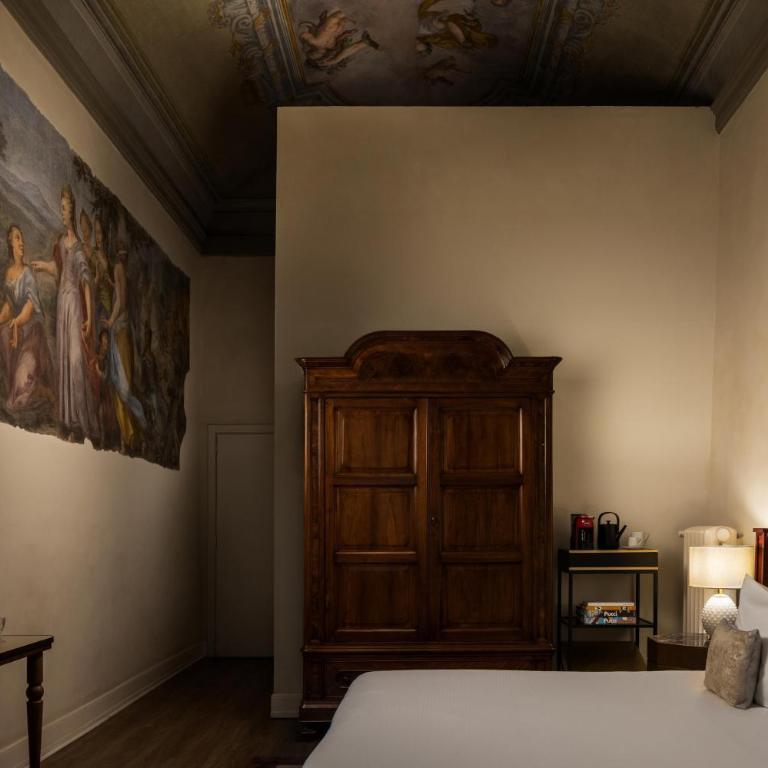 Porta Rossa Hotel Firenze, Colbert Collection - Gherardini Junior Suite - 1