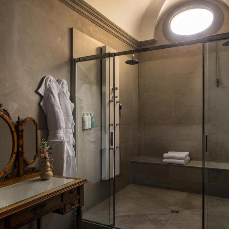 Porta Rossa Hotel Firenze, Colbert Collection - Torrigiani Junior Suite - 5