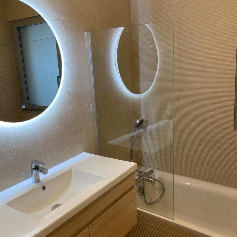 Apartment in Cannes 4br 8p AC Free parking 12 mns walk to Palais - Villa - 12