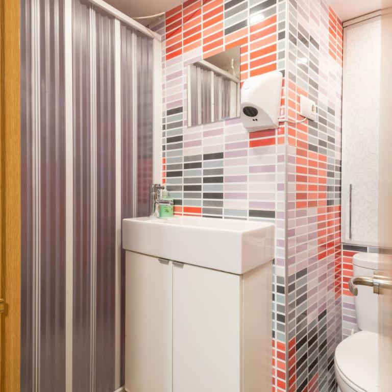 Apartamentos Day Madrid PLAZA DE ESPAÑA II - Apartment - 3