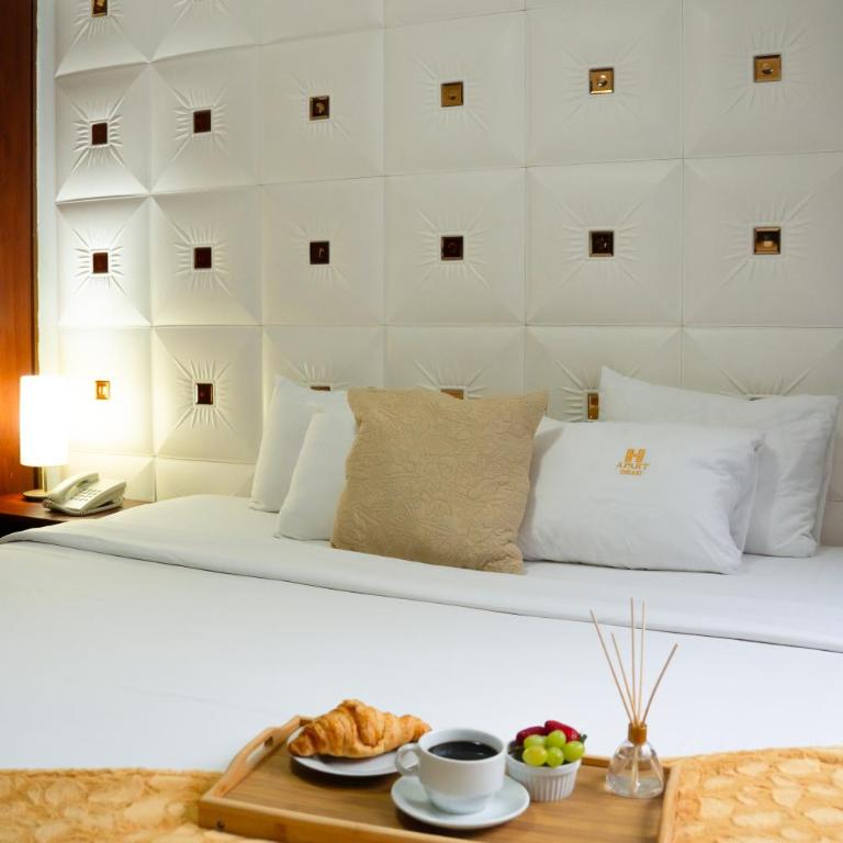 Inkari Apart Hotel - Suite con bañera de hidromasaje y balcón con vistas parciales al océano - Cama extragrande - 7