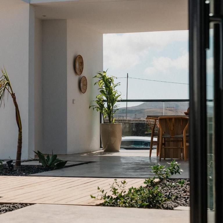 Villa Mango - 3 bedrooms - heated pool - Three-Bedroom Villa - 9