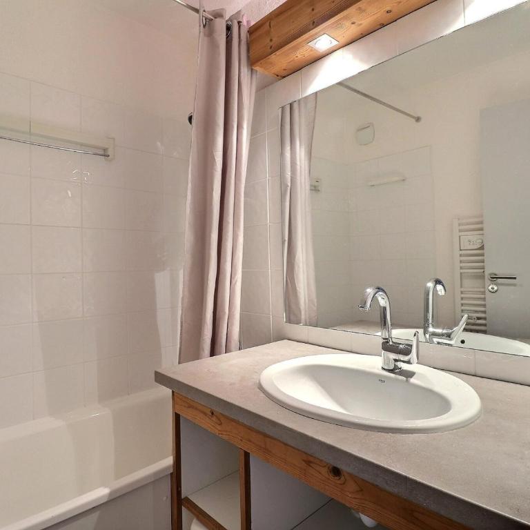 Appartement 2 Pièces + Cabine, Skis aux Pieds - FR-1-182A-7 - Appartement - 8