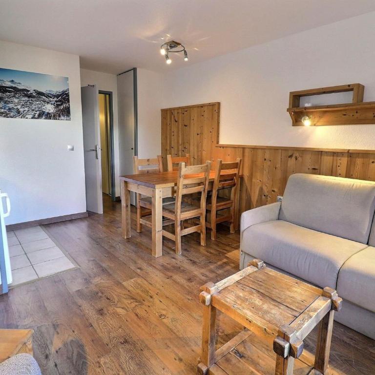 Confortable 2 Pièces, Skis aux Pieds, Proche Commerces - FR-1-182A-17 - Appartement - 4
