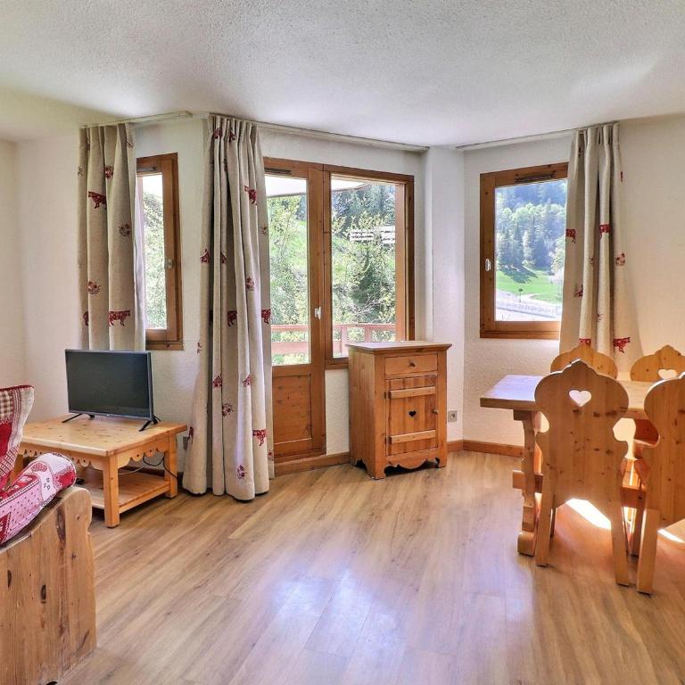 Confortable 2P+Cabine, Skis aux pieds, proche commerces, 5/6 pers - FR-1-182A-32 - Appartement - 4