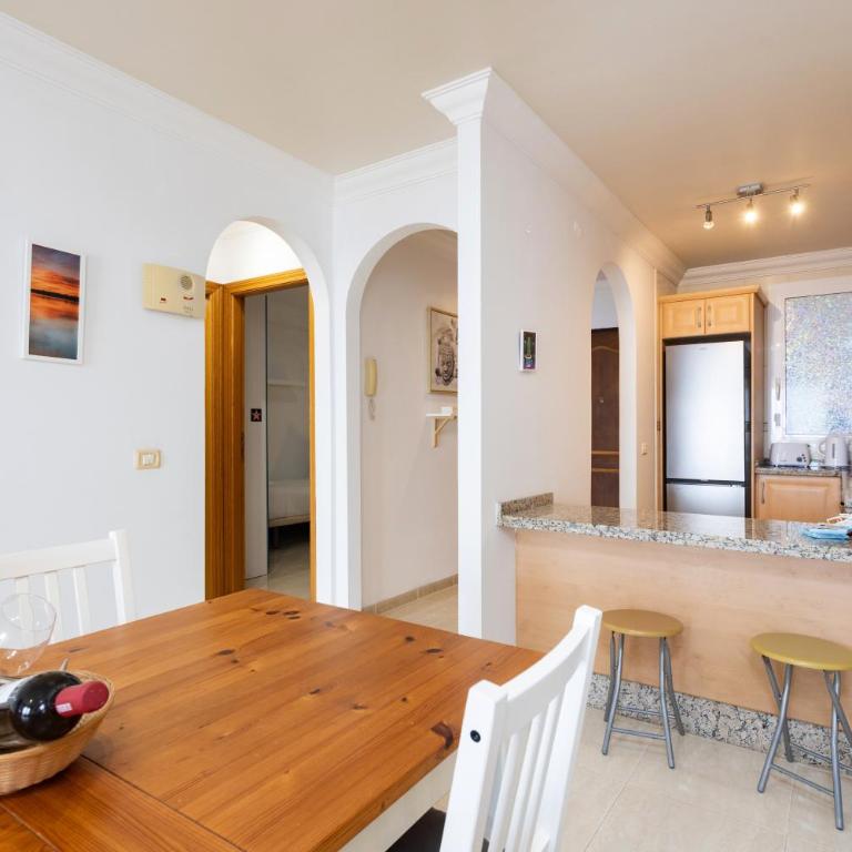 Apartamento con piscina climatizada y vistas - Appartement 2 Chambres - 12