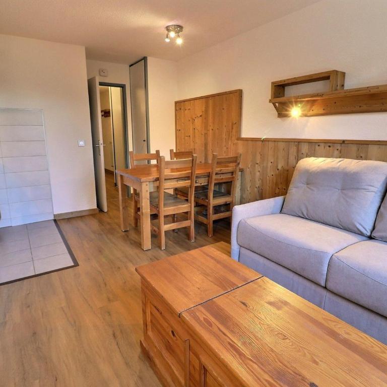 Confortable 2 Pièces, Skis aux Pieds, Proche Commerces - FR-1-182A-31 - Appartement - 4