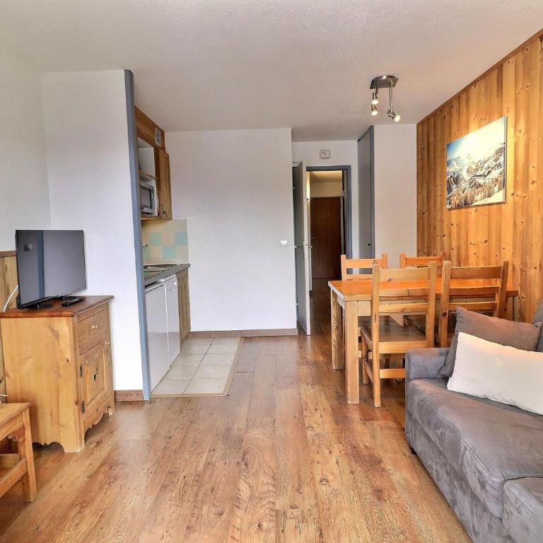 Confortable 2 Pièces, Skis aux Pieds, Proche Commerces - FR-1-182A-23 - Appartement - 4