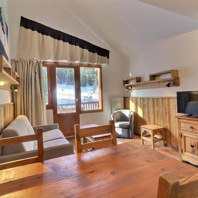 Confortable 2 pièces, skis aux pieds, proche commerces - FR-1-182A-42 - Appartement - 1