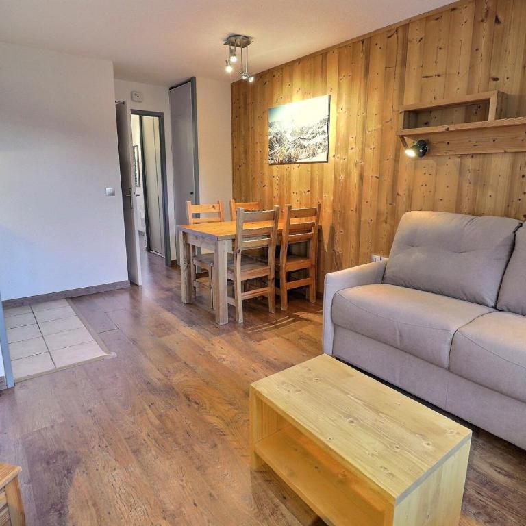 Confortable 2 Pièces, Skis aux Pieds, Proche Commerces - FR-1-182A-23 - Appartement - 8