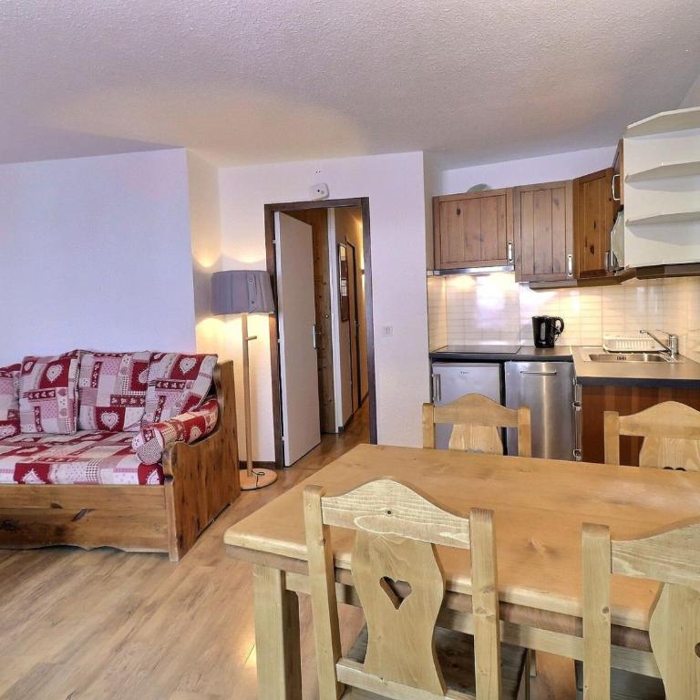 Confortable 2 Pièces, Skis aux Pieds, Proche Commerces - FR-1-182A-41 - Appartement - 4