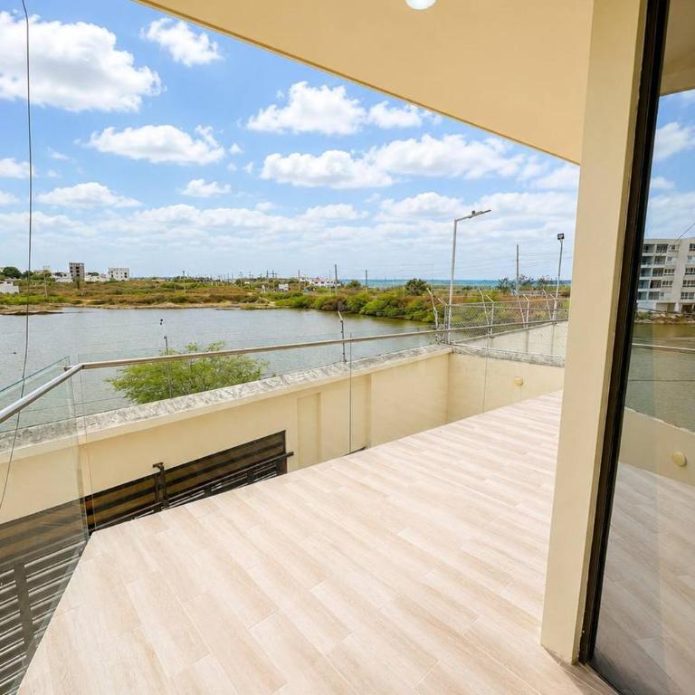 Luxury Beach House 5 Bedrooms Private Pool & BBQ - Villa con piscina privada - 47