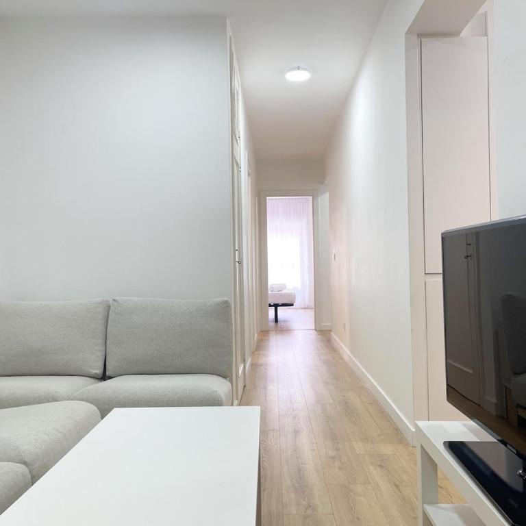 Apartamento nuevo en el Centro - 4 Habitaciones - Apartment - 34