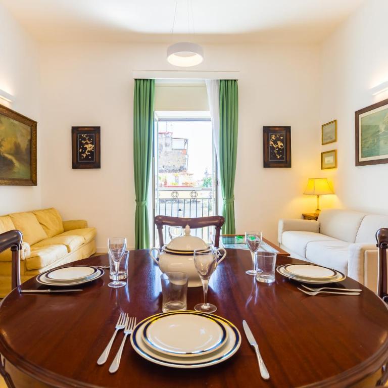 De Sangro Suite by NapoliApartments - Appartement - 54