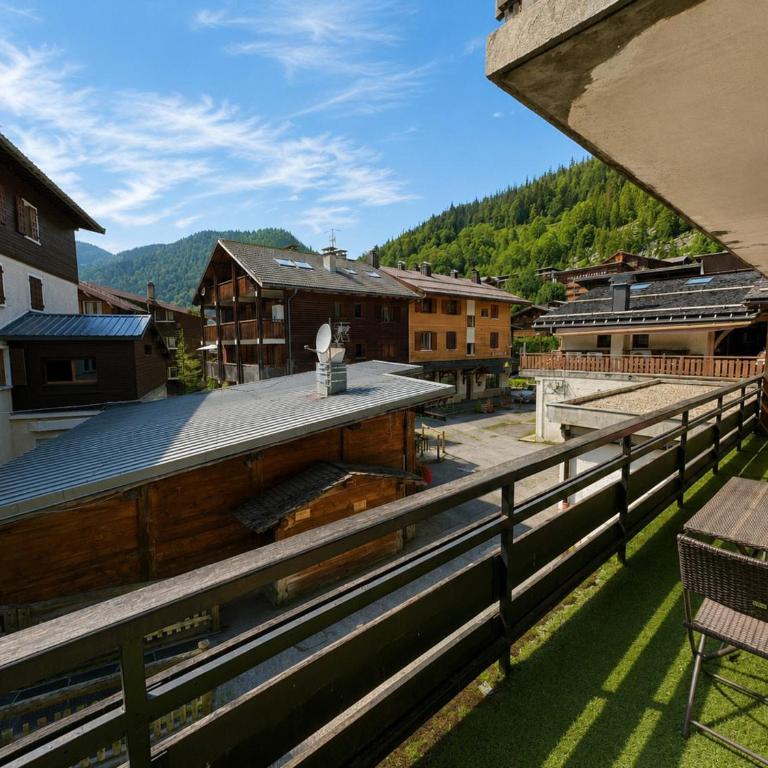 Appartement cosy proche commerce, centre station, garage inclus, animaux admis - FR-1-304-93 - Apartment (5 Erwachsene) - 13