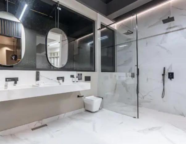 Casa de 7 habitaciones con piscina y jacuzzi y una vista increíble de Medellín - Apartment - 31